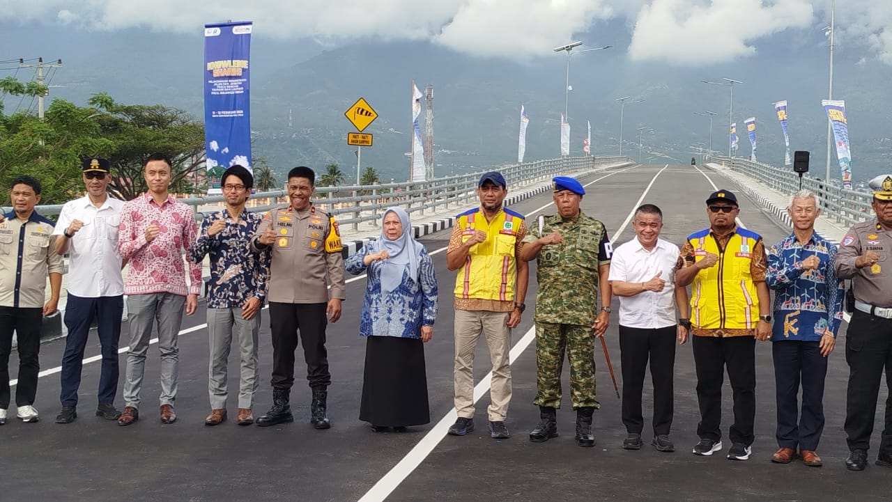 PEMBUKAAN LALU LINTAS ELEVATED ROAD JEMBATAN IV PALU